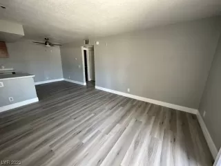 Photo #2: 2531198 Listing 