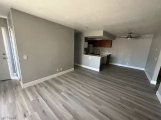 Photo #3: 2531198 Listing 