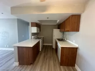 Photo #5: 2531198 Listing 