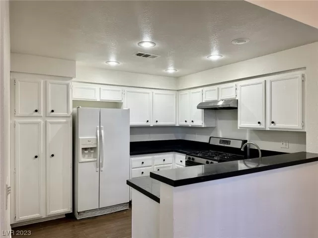 MLS: 2531240 Condo For Sale