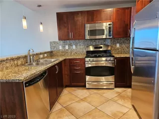Photo #6: 2531241 Listing 
