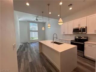 Photo #6: 2531246 Listing 