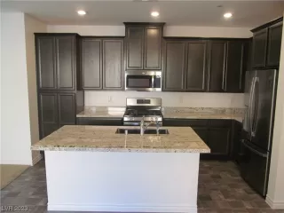 Photo #5: 2531322 Listing 