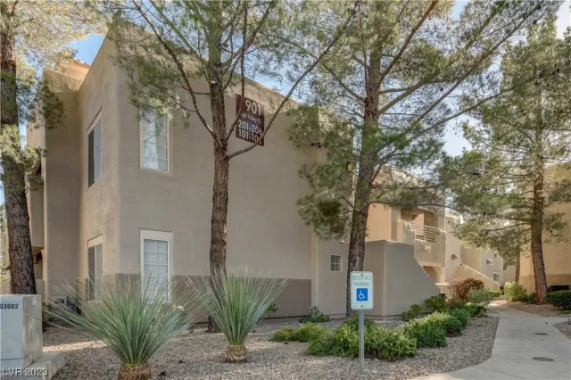 MLS: 2531340 Condo For Sale