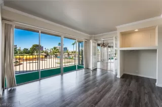 Photo #5: 2531359 Listing