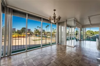 Photo #6: 2531359 Listing