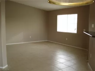 Photo #1: 2531360 Listing 