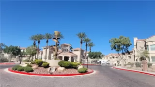 Photo #2: 2531375 Listing