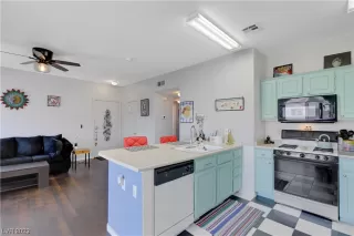 Photo #4: 2531379 Listing 