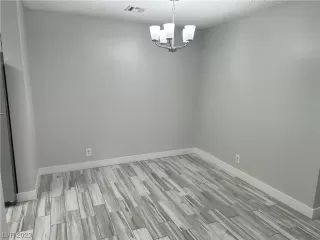 Photo #4: 2531392 Listing