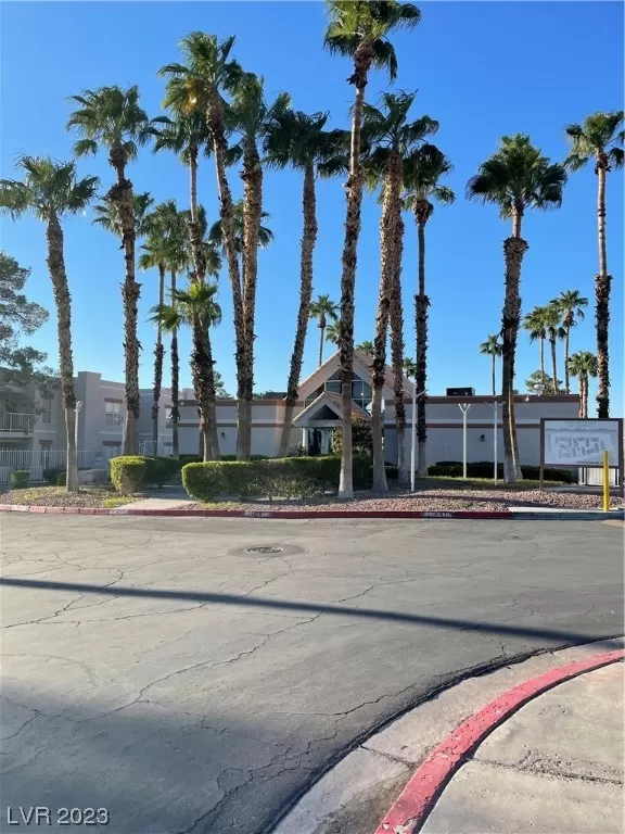 MLS: 2531400 Condo For Sale