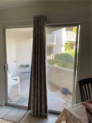 Photo #5: 2531400 Listing