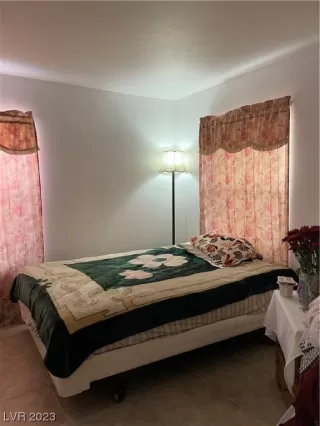 Photo #6: 2531400 Listing