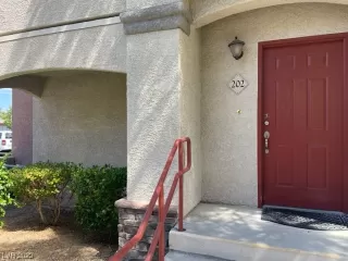 Photo #1: 2531456 Listing