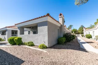 Photo #3: 2531458 Listing