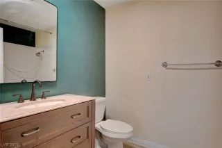 Photo #4: 2531464 Listing