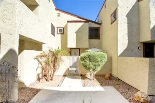 Photo #1: 2531487 Listing 