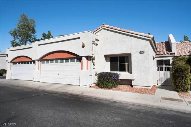 MLS: 2531501 Condo For Sale