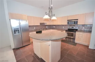 Photo #6: 2531503 Listing 