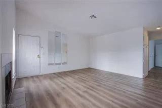 Photo #1: 2531507 Listing