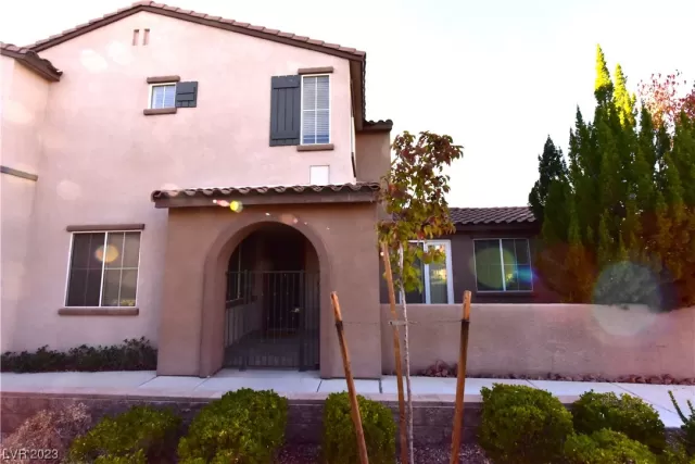 MLS: 2531586 Condo For Sale