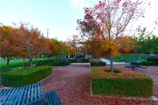 Photo #4: 2531586 Listing