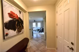 Photo #6: 2531586 Listing