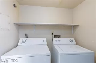 Photo #2: 2531600 Listing 