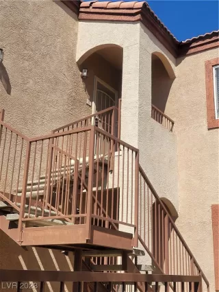 Photo #1: 2531609 Listing 