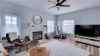 Photo #2: 2531626 Listing 