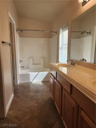 Photo #6: 2531628 Listing 