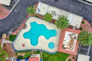 Photo #1: 2531656 Listing