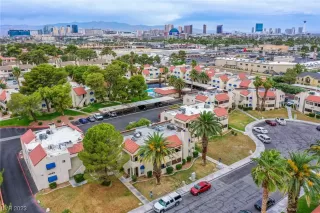 Photo #2: 2531656 Listing