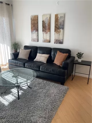 Photo #5: 2531661 Listing 