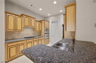 Photo #6: 2531663 Listing 