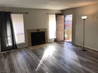 Photo #3: 2531672 Listing