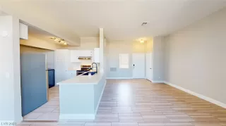 Photo #3: 2531681 Listing