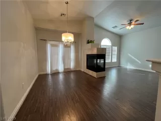 Photo #3: 2531684 Listing 