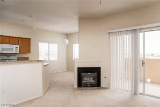 Photo #4: 2531717 Listing 