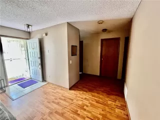 Photo #3: 2531728 Listing 