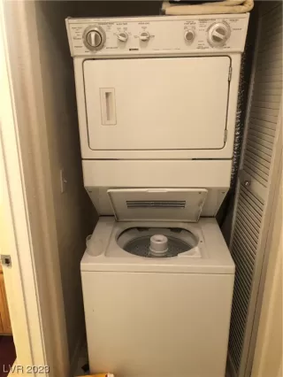 Photo #4: 2531735 Listing 