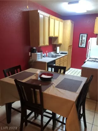 Photo #5: 2531735 Listing 