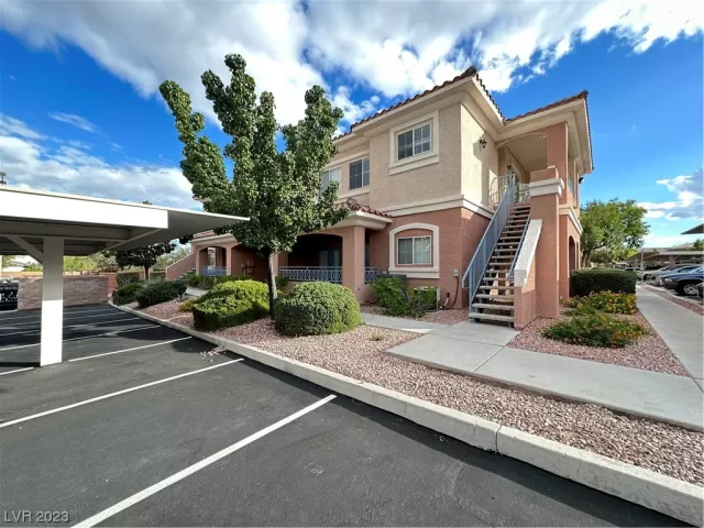 MLS: 2531767 Condo For Sale