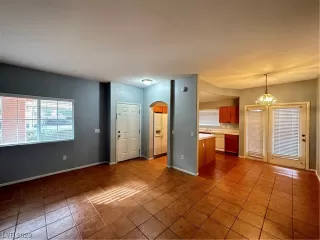 Photo #4: 2531767 Listing 