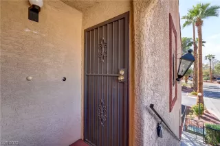 Photo #4: 2531778 Listing