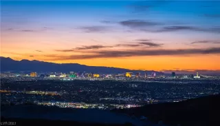 Photo #4: 2531781 Listing 