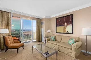 Photo #1: 2531826 Listing 