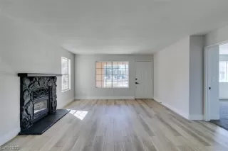 Photo #2: 2531846 Listing 