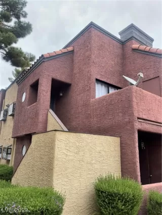 Photo #1: 2531861 Listing