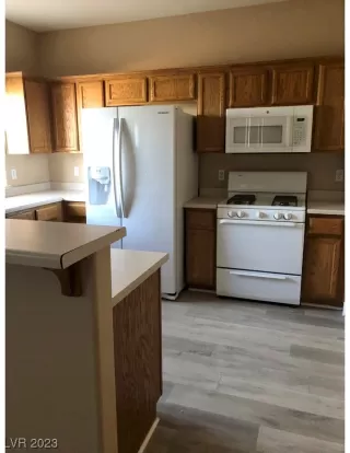 Photo #1: 2531866 Listing 